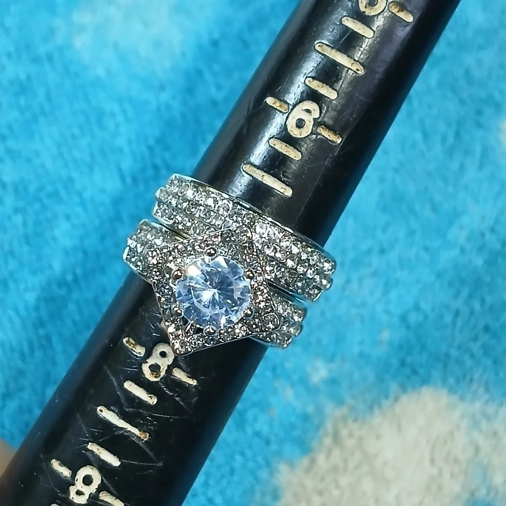 Silvertone engagement wedding set cubic zirconia size 7